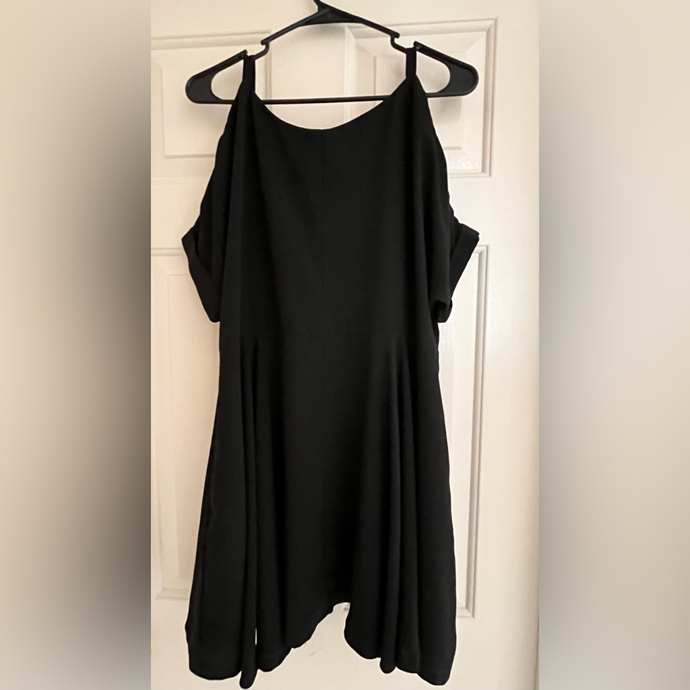 didimax brand dress. Size small. Black